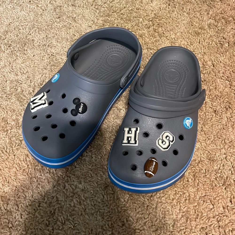 Crocs